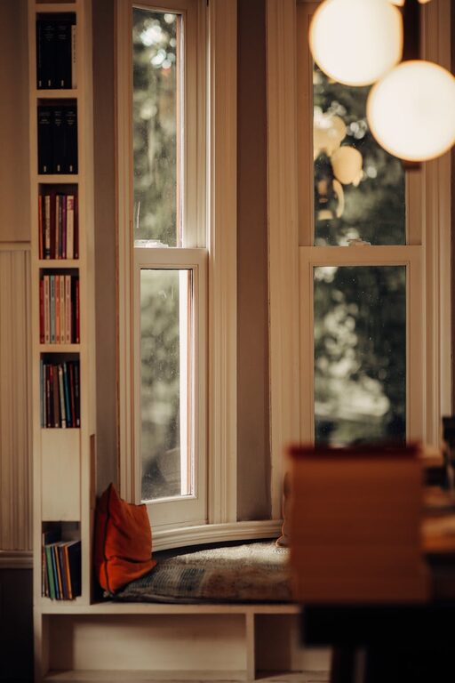 Tips for Creating a Cosy Reading Nook in Your Home